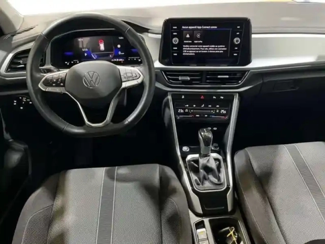 Volkswagen T-Roc 1.5 tsi evo2 150 start/stop dsg7 vw edition — photo 8