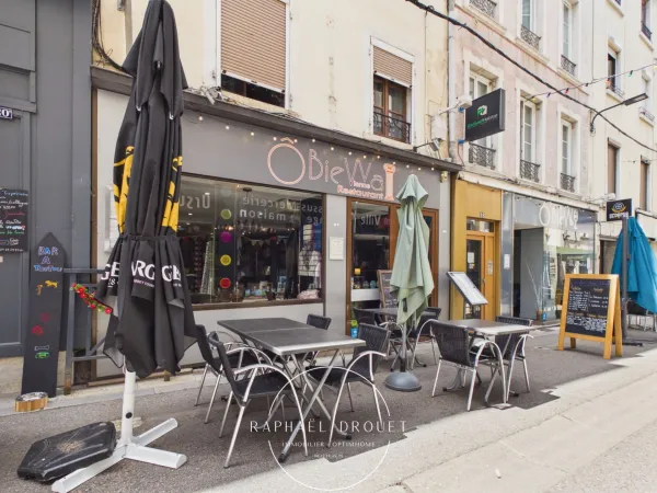 Fonds de commerce 3 pièces 100 m²