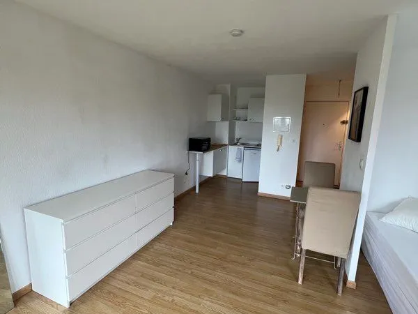 À LOUER - STUDIO 32m² AVEC TERRASSE