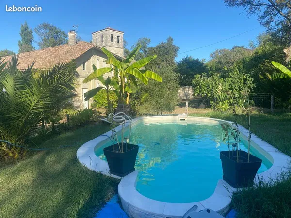 Grand STUDIO MEUBLÉ. 40 m2 près de Coutras 33230