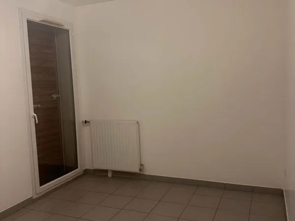 Apparemment à louer