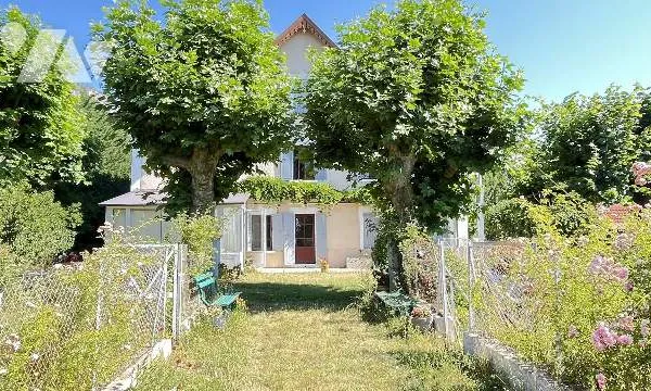 Maison 9 pièces 149 m²