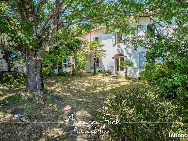 Maison 5 pièces 147 m²