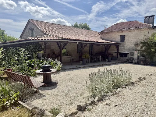 Mas provençal 20 pièces 390 m²