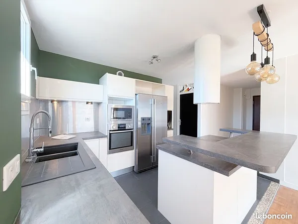 Appartement 3 pièces 82 m²