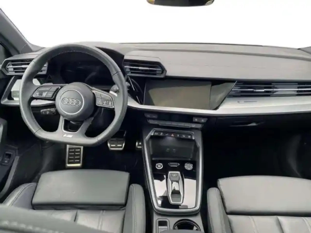 Audi A3 tfsi e hybride rechargeable 272 s tronic 6 s line — photo 8