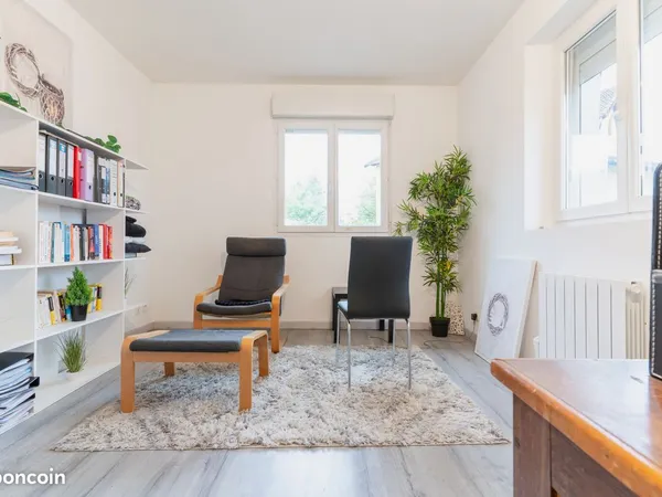 Local Pro + Salle d'attente + Parking à Gaillac