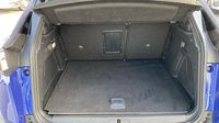 Peugeot 3008 HYBRID4 300ch GT e-EAT8 — photo 14