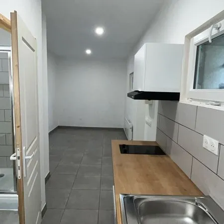 Logement idéal Etudiant / Jeune actif- Chateaudun 28200 (370 euros charges comprises)