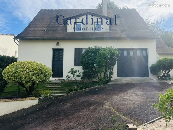 Maison 8 pièces 120 m²