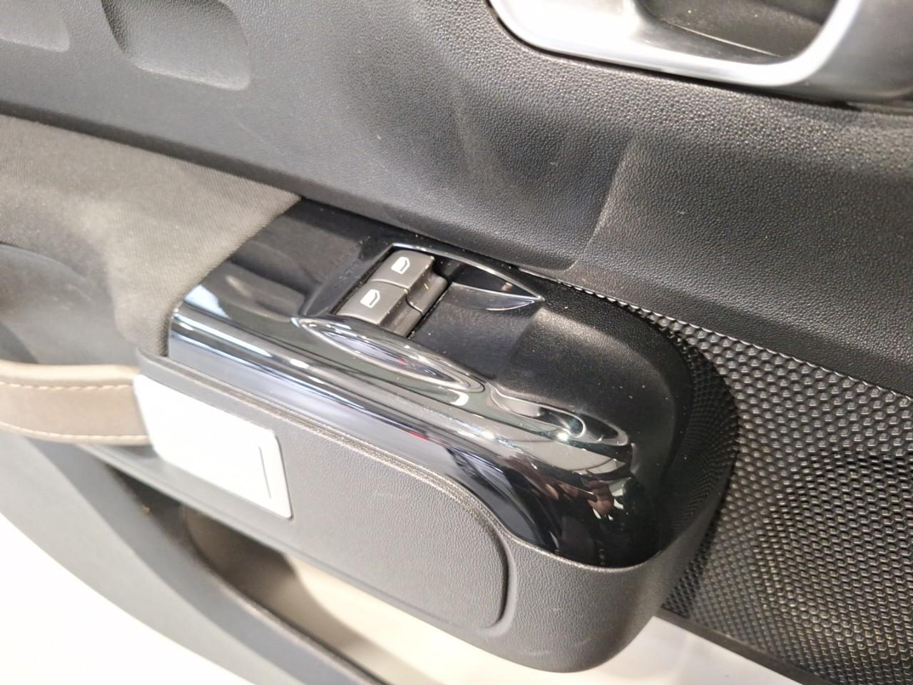 Citroën C3 bluehdi 100 s&s bvm6 shine business — photo 21