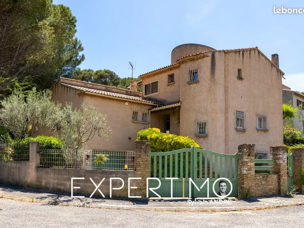 Propriété 7 pièces 260 m²