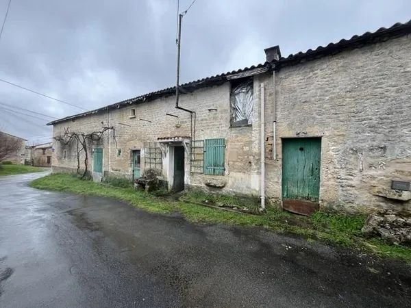 Maison en pierre de 1 pièces principales
