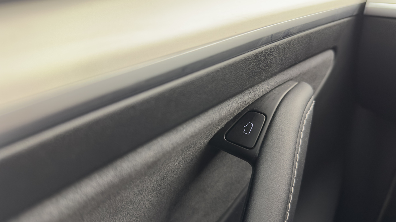 Tesla MODEL Y Grande Autonomie Dual Motor AWD — photo 30