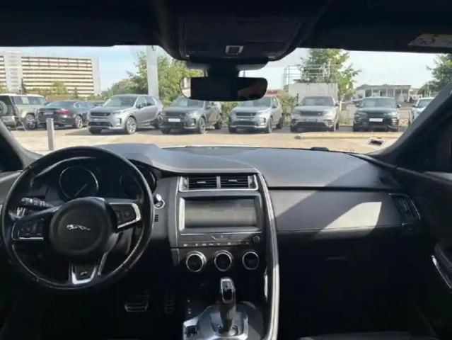 Jaguar E-Pace 2.0d 180ch r-dynamic s awd bva9 — photo 29