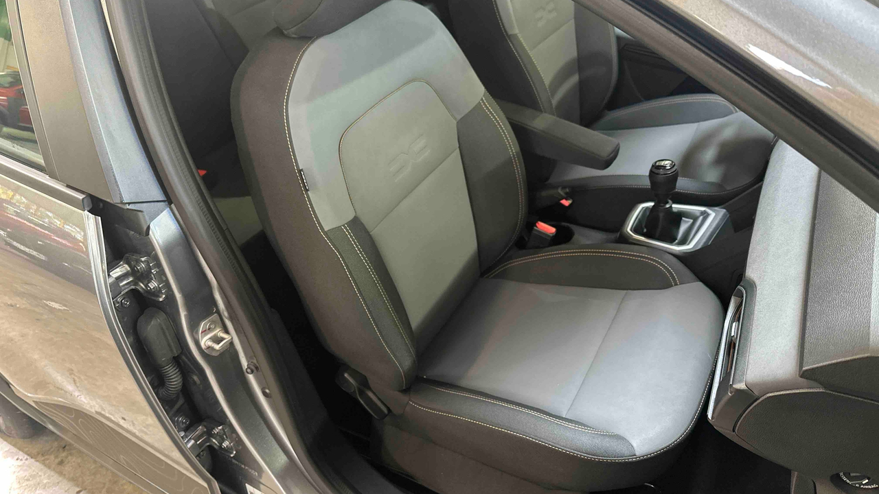 Dacia Sandero ECO-G 100 GSR2 — photo 31