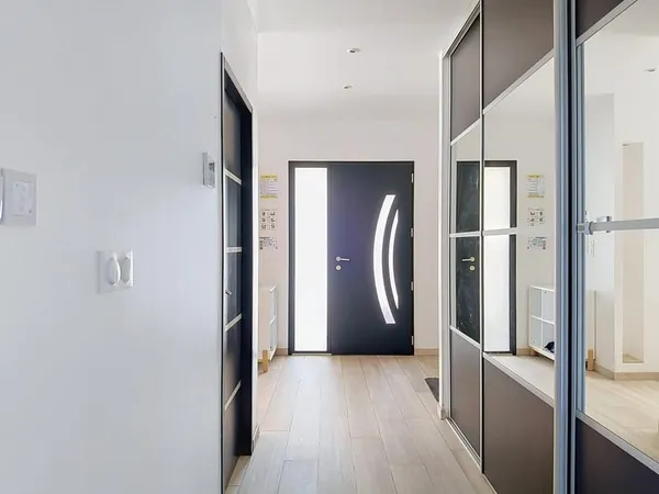 LUMIÈRE : Maison plain-pied 145m2 - 4 chambres - Jardin 1614m2