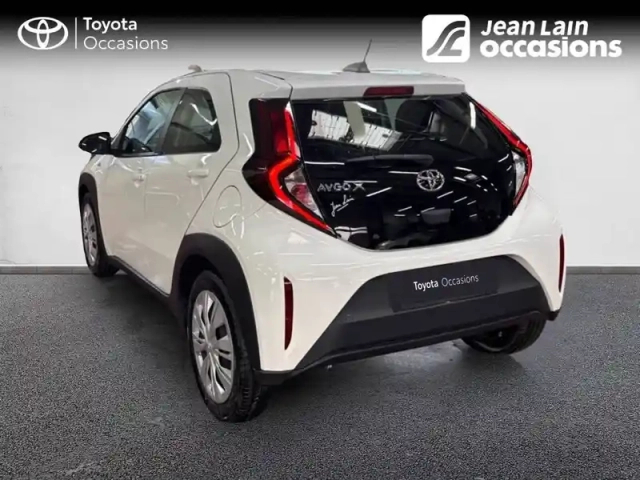 Toyota Aygo x 1.0 vvt-i 72 — photo 27