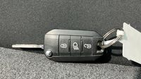 Peugeot 3008 1.2 PureTech 130ch E6.c Access S&S — photo 16