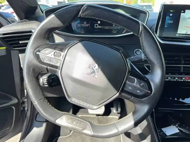 Peugeot 208 electrique 50 kwh 136ch — photo 5