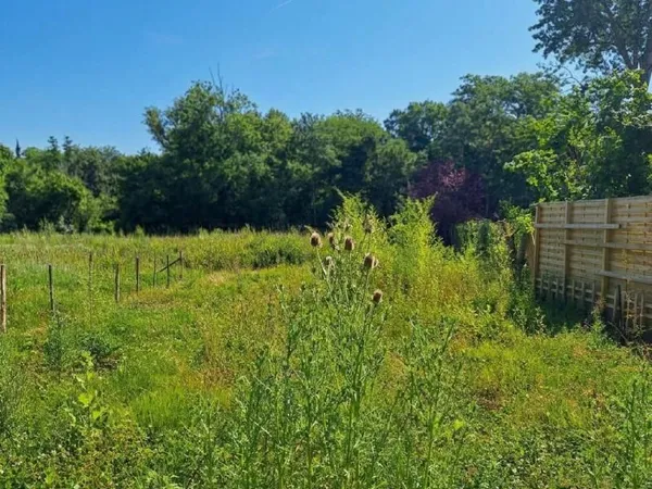 Terrain 350 m² Lignan De Bordeaux
