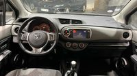 Toyota Yaris 100 VVT-i Dynamic 5p — photo 11