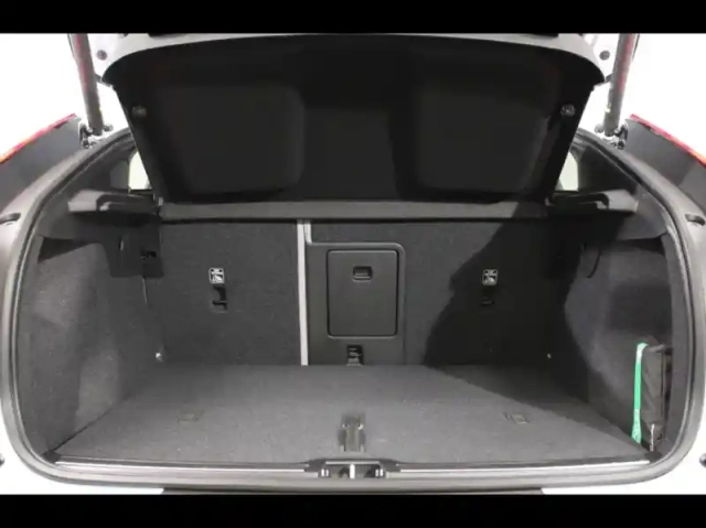 Volvo C40 recharge extended range 252ch ultimate — photo 23
