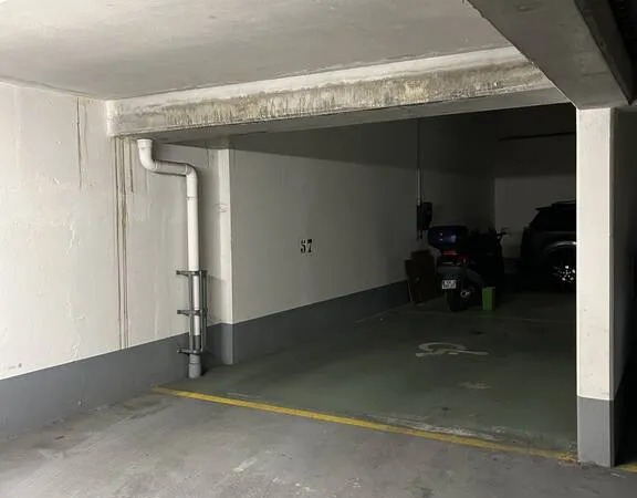 Garage/Parking 17 m²
