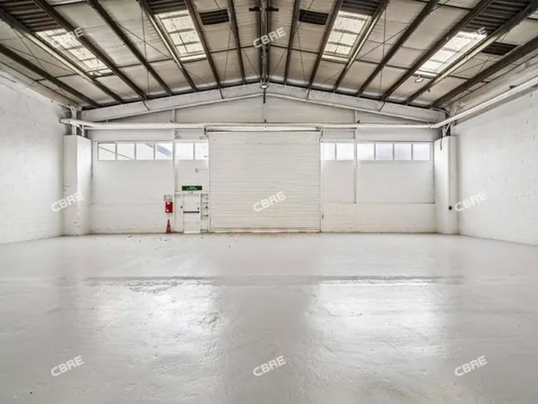 Local d'activité 4089 m²