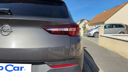 Opel Grandland X 1.5 D 130 EAT8 - Business Edition – 2021 – 56764 km – Diesel – Boîte Automatique — photo 1