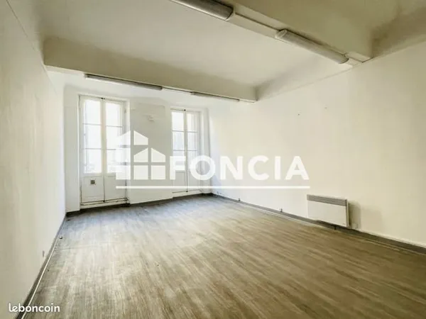 Local commercial 56 m²