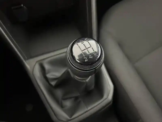 Dacia Sandero eco-g 100 — photo 34