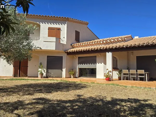 Maison 6 pièces 204 m²