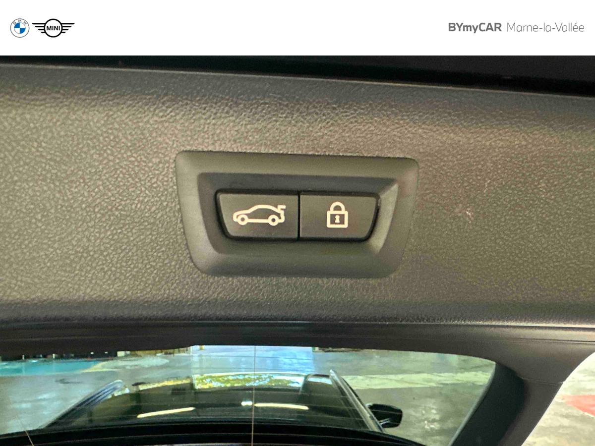 BMW Touring 520d TwinPower Turbo xDrive 190 ch BVA8 — photo 27