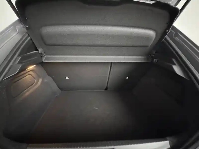 Peugeot 208 hybrid 100 e-dcs6 — photo 56