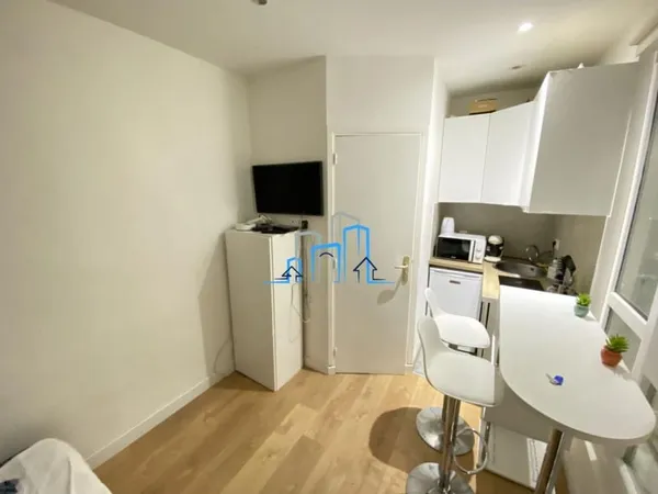 Appartement 1 pièce à Paris (75018)