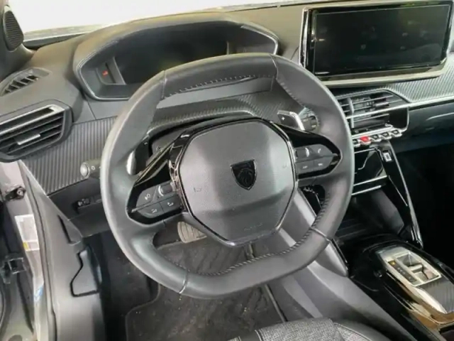 Peugeot 2008 1.5 bluehdi 130ch s&amp;s allure eat8 — photo 30