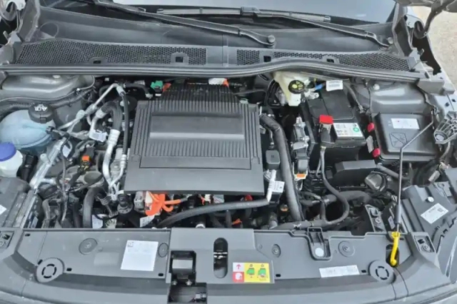 Peugeot 208 electrique 50 kwh 136ch — photo 41