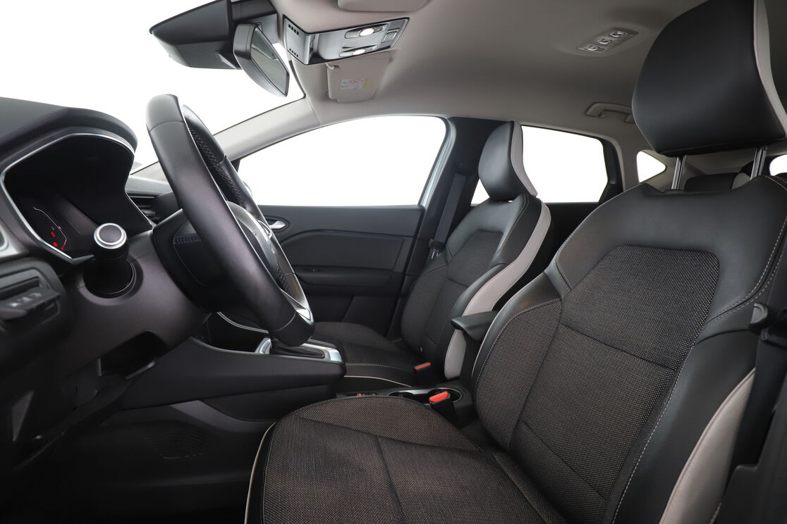 Renault Captur 1.6 E-Tech Intens — photo 9