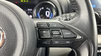 Toyota Yaris 116h Iconic 5p MY22 — photo 23