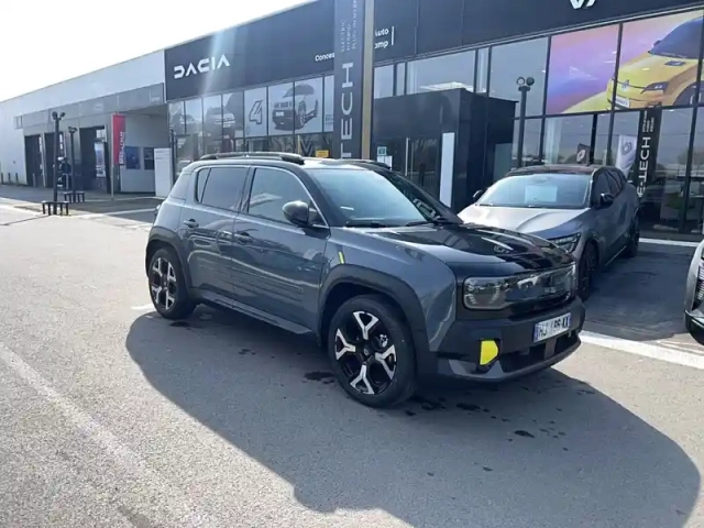 Renault 4 renault  e-tech electrique 150 ch autonomie confort — photo 81