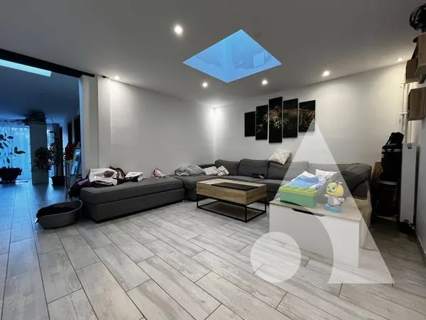 Maison 3 pièces 94 m²