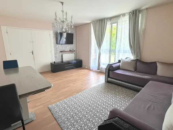 T4 lumineux avec balcon et parking - Résidence sécurisée