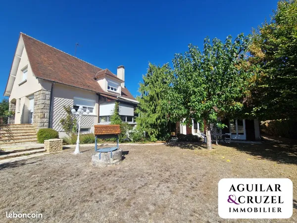Propriété 7 pièces 210 m²