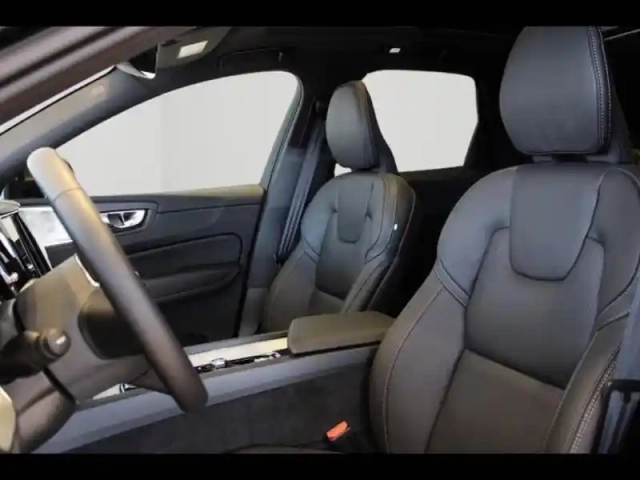 Volvo Xc60 t6 hybride rechargeable 253 + 145ch black edition geartronic 8 awd — photo 36
