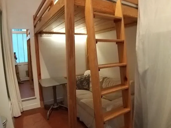 Studette meublée de 10m²