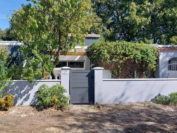 Maison 1 pièce 90 m²
