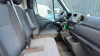 Renault Master F3500 L2H2 2.3 Blue dCi 135ch Confort Euro6E — photo 15