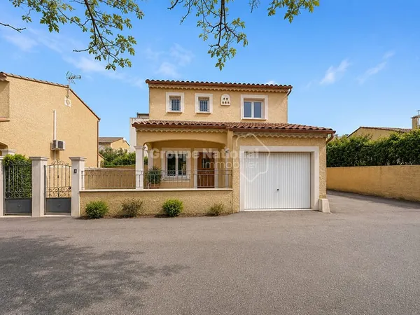MAISON 3 CHAMBRES GARAGE AUCUN TRAVAUX PIÈCE DE VIE DE 53 M² DPE C