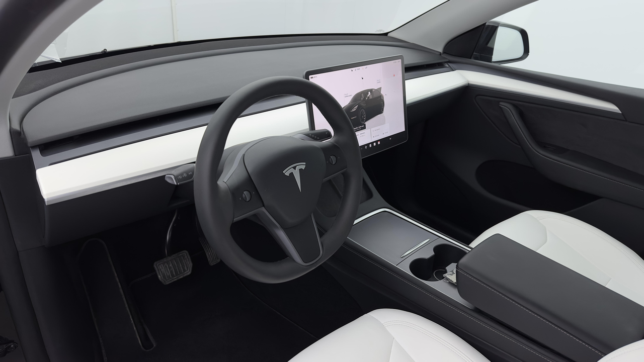 Tesla MODEL Y Grande Autonomie LONG RANGE RWD — photo 11